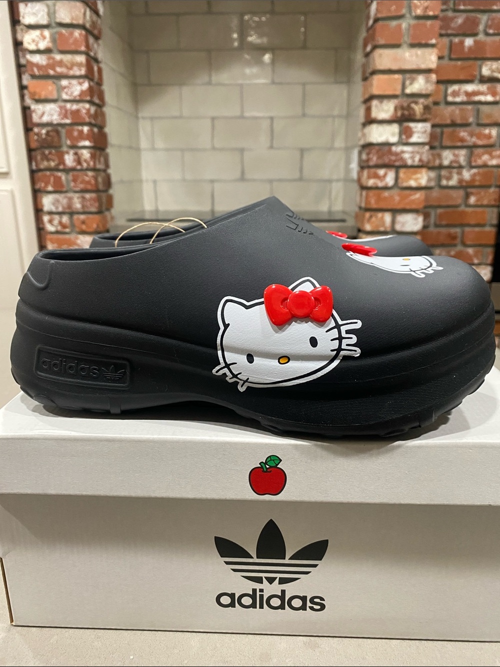 NIB adidas hello kitty stan smith mule womens 10 - Picture 2 of 10